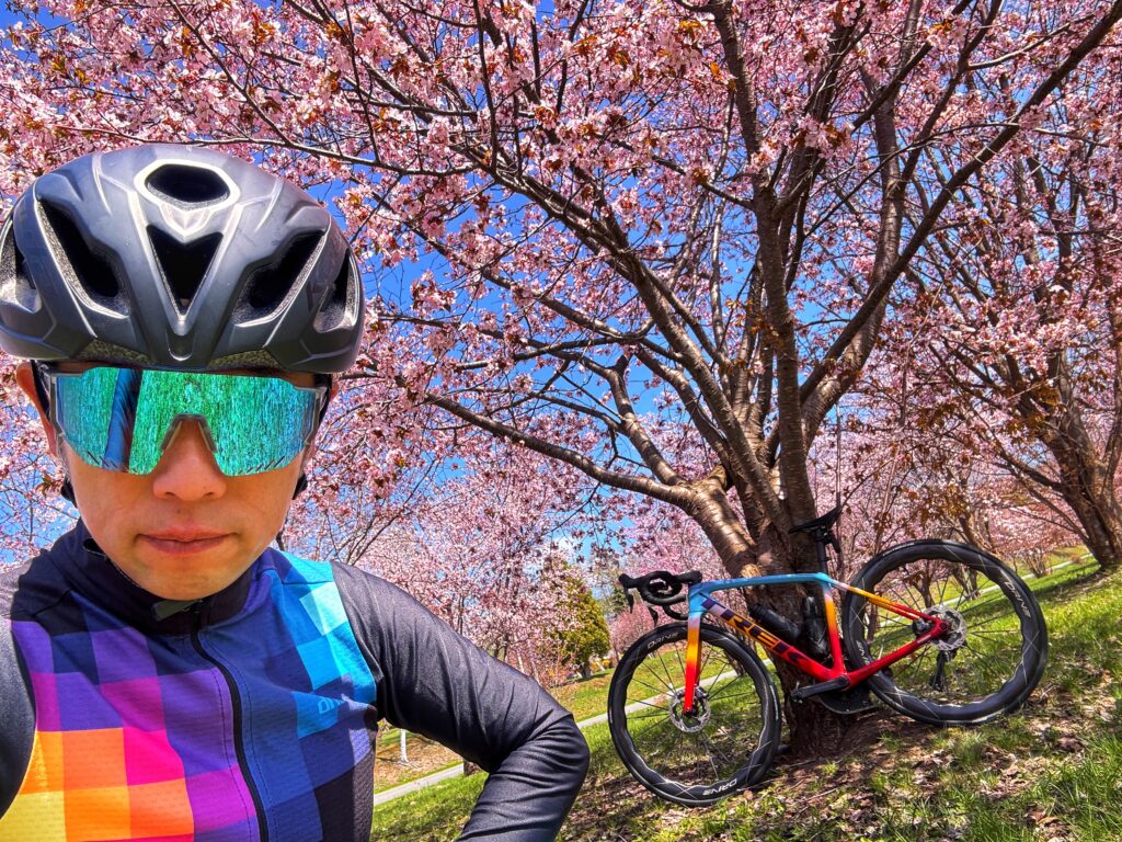 EMONDA，2026年初乗り！ 満開の桜と坂道を愛でる